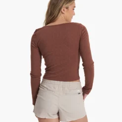 Long Sleeve Sunrise Square Neck | Hazelnut -Fashifyer Sales Store VW1076HZN SP23 W ECOMM TOPS DETAIL 1376 1x1 fd957ed0 3bb0 4a1e ae3d a77f19f342df