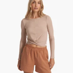 Long Sleeve Cove Twist Tee | Coconut