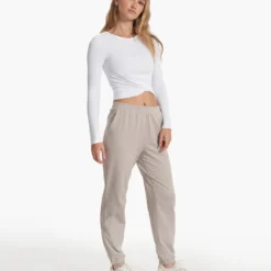 Long Sleeve Cove Twist Tee | White -Fashifyer Sales Store VW1114WHT SP23 W ECOMM TOPS 2613 FULL 4x5 01d3c383 9c0b 4346 8729 e436823e487a