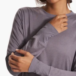 Daydream Crew | Sawyer Heather 8 Daydream Crew | Sawyer Heather -Fashifyer Sales Store VW133HSW FA23 M ECOMM TOPS DETAIL 2