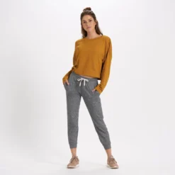 Long-Sleeve Sundown Tee | Dark Golden -Fashifyer Sales Store VW196DGL 4 80d97b68 4ff4 4dd4 aaeb a54545a21a34