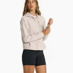 Vista Half Zip Hoodie | Oyster Heather -Fashifyer Sales Store VW267HOY SP23 W ECOMM JACKETS 0730 1X1 bd6d989e b2f2 42df 9872 366048080fc6