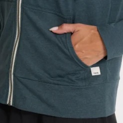 Halo Performance Hoodie 2.0 | Stone Heather -Fashifyer Sales Store VW268HSO SP23 W ECOMM FLEECE DETAIL 1624 1x1 ae833ab4 40f1 4709 874e 43f641291bcf