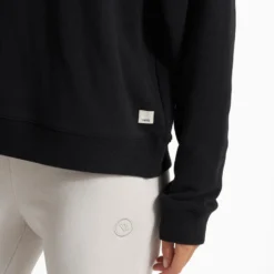 Sedona Crew | Black -Fashifyer Sales Store VW278BLK SP23 W ECOMM FLEECE DETAIL 2418 1x1 d169f81d a7bc 42c8 819d 971492e4b9e0