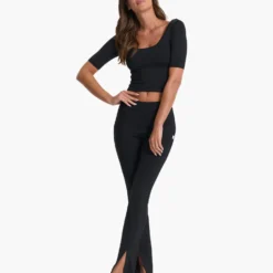 Lux Rib Split Bootcut | Black -Fashifyer Sales Store VW4042BLK FA22 W ECOMM FULL 6881 4x5 c7e8ea60 21cd 44a9 9f3c 4a9391a1d3d0