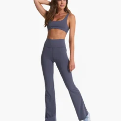 Studio Flare | Azure -Fashifyer Sales Store VW4043AZR FA22 W ECOMM FULL 7759 1x1 232abbe6 1923 4e14 b448 b2b05f73a731