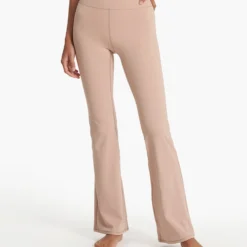 Studio Flare | Coconut