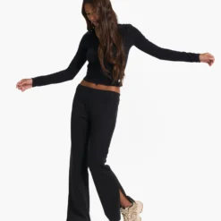 Sedona Wideleg Sweatpant | Black 9 Sedona Wideleg Sweatpant | Black -Fashifyer Sales Store VW4044BLK SP23 W ECOMM FULL 7367 1x1 5e6ed617 fe47 41a7 8e8b a09233ae5cbd