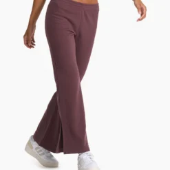 Sedona Wideleg Sweatpant | Chestnut -Fashifyer Sales Store VW4044CHN FA22 W ECOMM BOTTOM 7014 1x1 befac1c0 12a3 499f 8511 a745dad38b11
