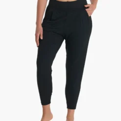 Lux At Ease Pant | Black