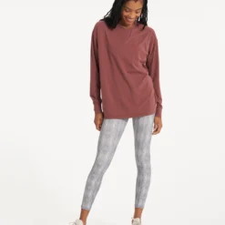 Long-Sleeve Feather Tee | Cedar -Fashifyer Sales Store VW446DSK 1295