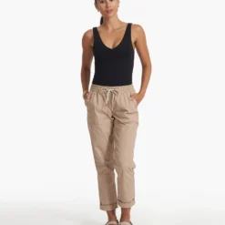 Vintage Ripstop Pant | Coconut -Fashifyer Sales Store VW450COC SP23 W ECOMM PANTS 2908 FULL 1X1 ef8d8f17 e8e5 4b42 9ac4 3023ac3afecc