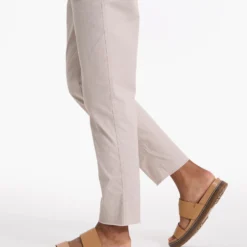 Vintage Ripstop Pant | Suede -Fashifyer Sales Store VW450SUE SP23 W ECOMM PANTS DETAIL 02357 1x1 e566aa5b 5f23 45fe 8cdb aa8d5f37cbcc