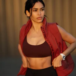 Canyon Insulated Vest | Currant -Fashifyer Sales Store VW533CUR