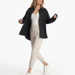 Mackenzie Shirt Jacket | Washed Black -Fashifyer Sales Store VW546WBL SP23 W ECOMM JACKETS DETAIL 0779 1x1 fe3c422b 5e6a 4c7b a3de 7c4c9fb3222c